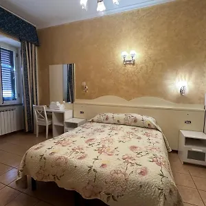 Near Termini Station Guest house